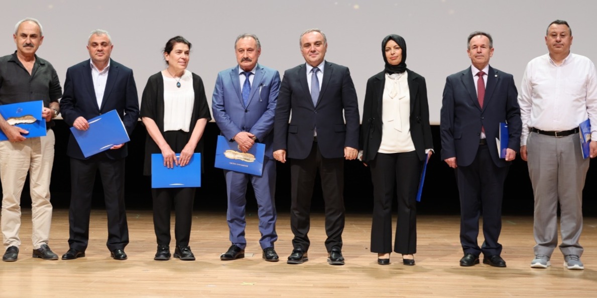 ERÜ’de “2025 Başarı Ödül Töreni” Düzenlendi