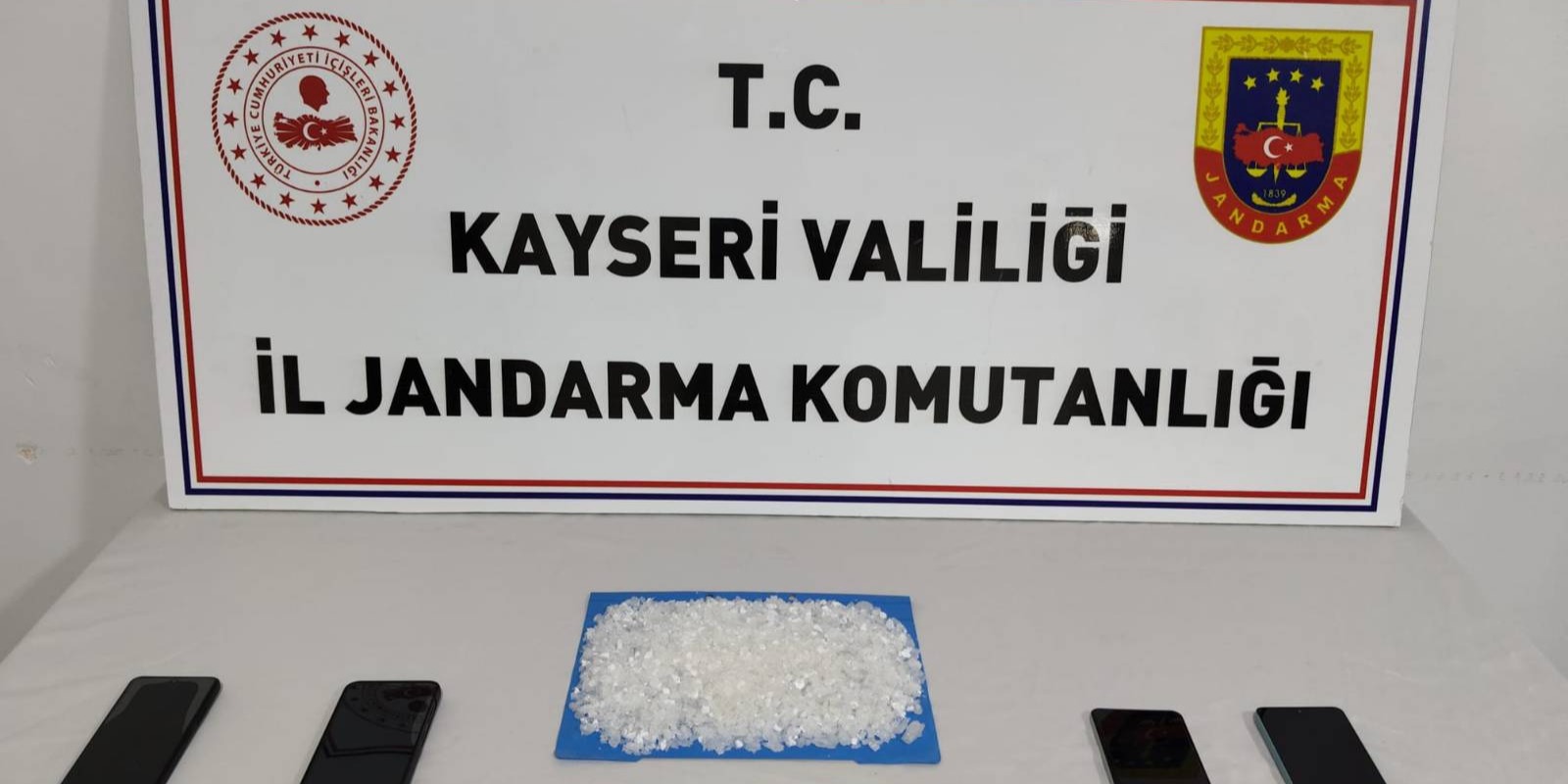 Kayseri’de uyuşturucu operasyonu: 4 gözaltı