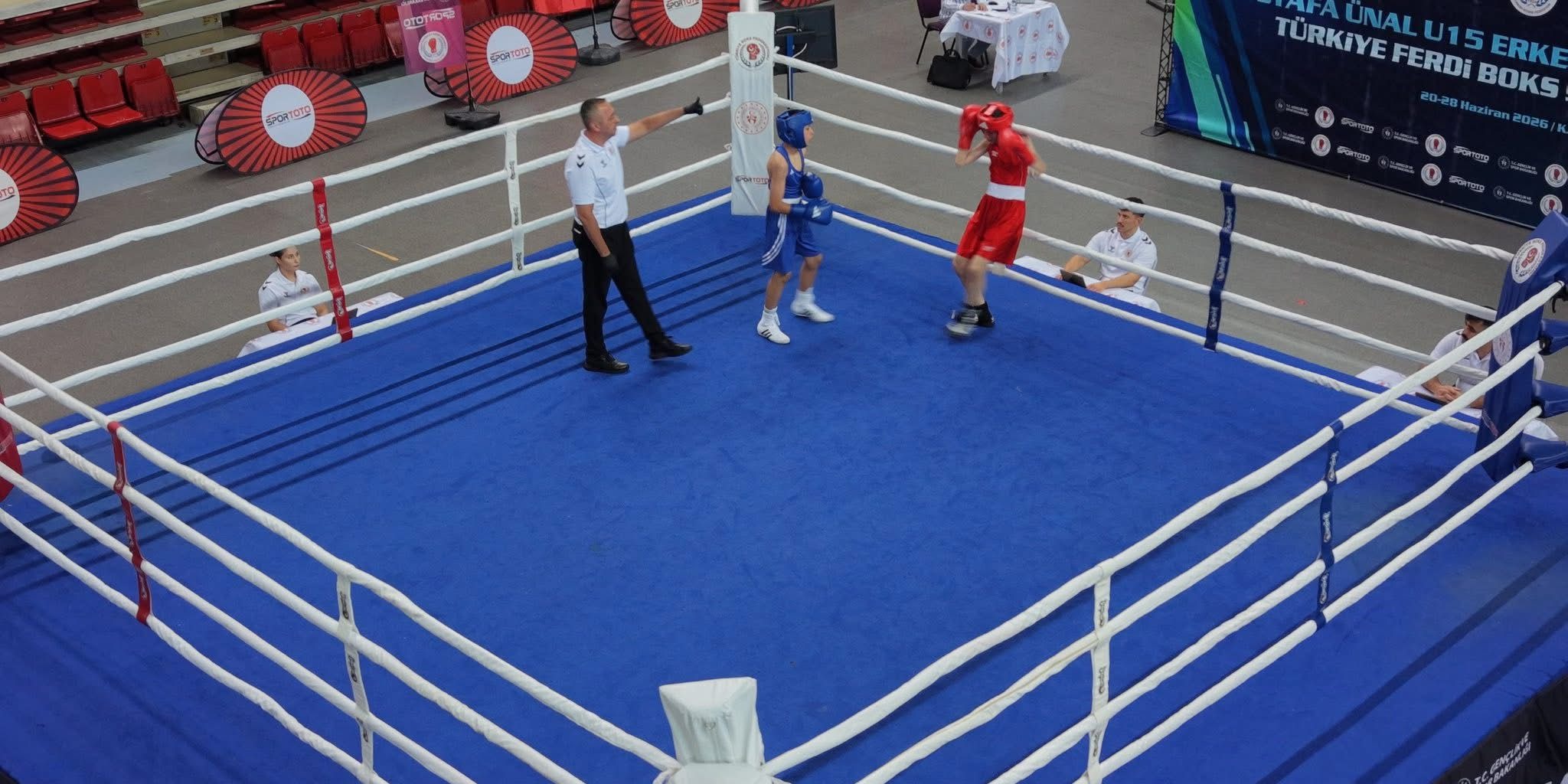 U-15 Türkiye Ferdi Boks Şampiyonası Kayseri’de Başladı