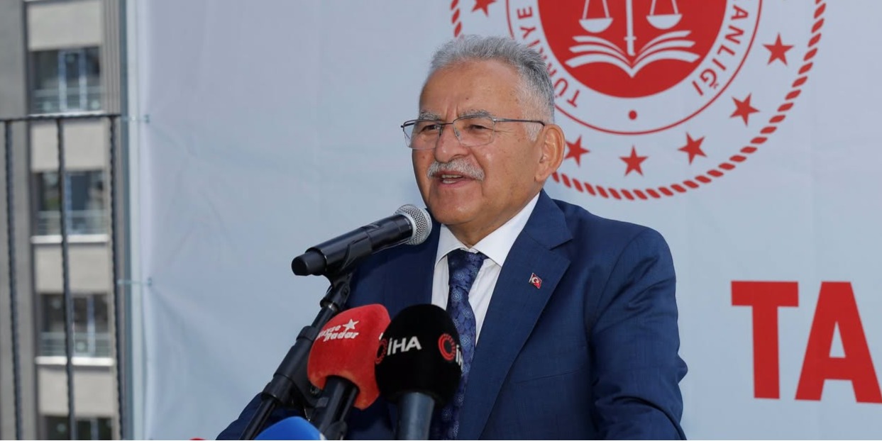 Başkan Büyükkılıç, Talas Çocuk görüşme merkezi’nin açılışını yaptı