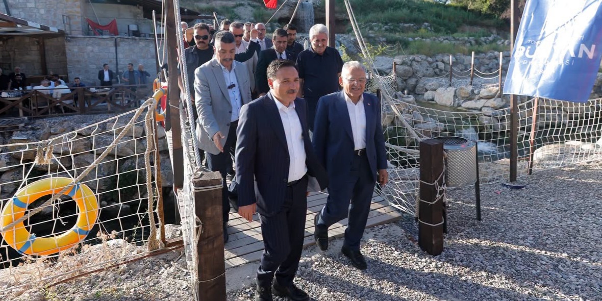 Başkan Büyükkılıç, Vali Çiçek ile birlikte Bünyan değirmen restoran’ın açılışını yaptı