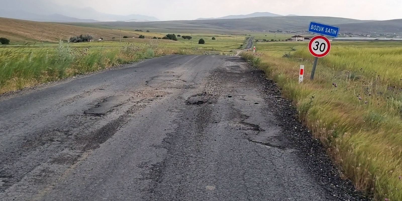 Kayseri-boğazlıyan sınırında yol çilesi "Ulaşım değil, çile yolu"