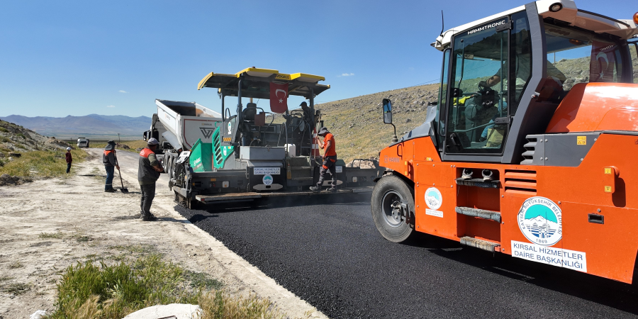 Kayseri Büyükşehir’den İncesu kırsalına 17,5 milyon tl’lik sıcak asfalt yatırımı