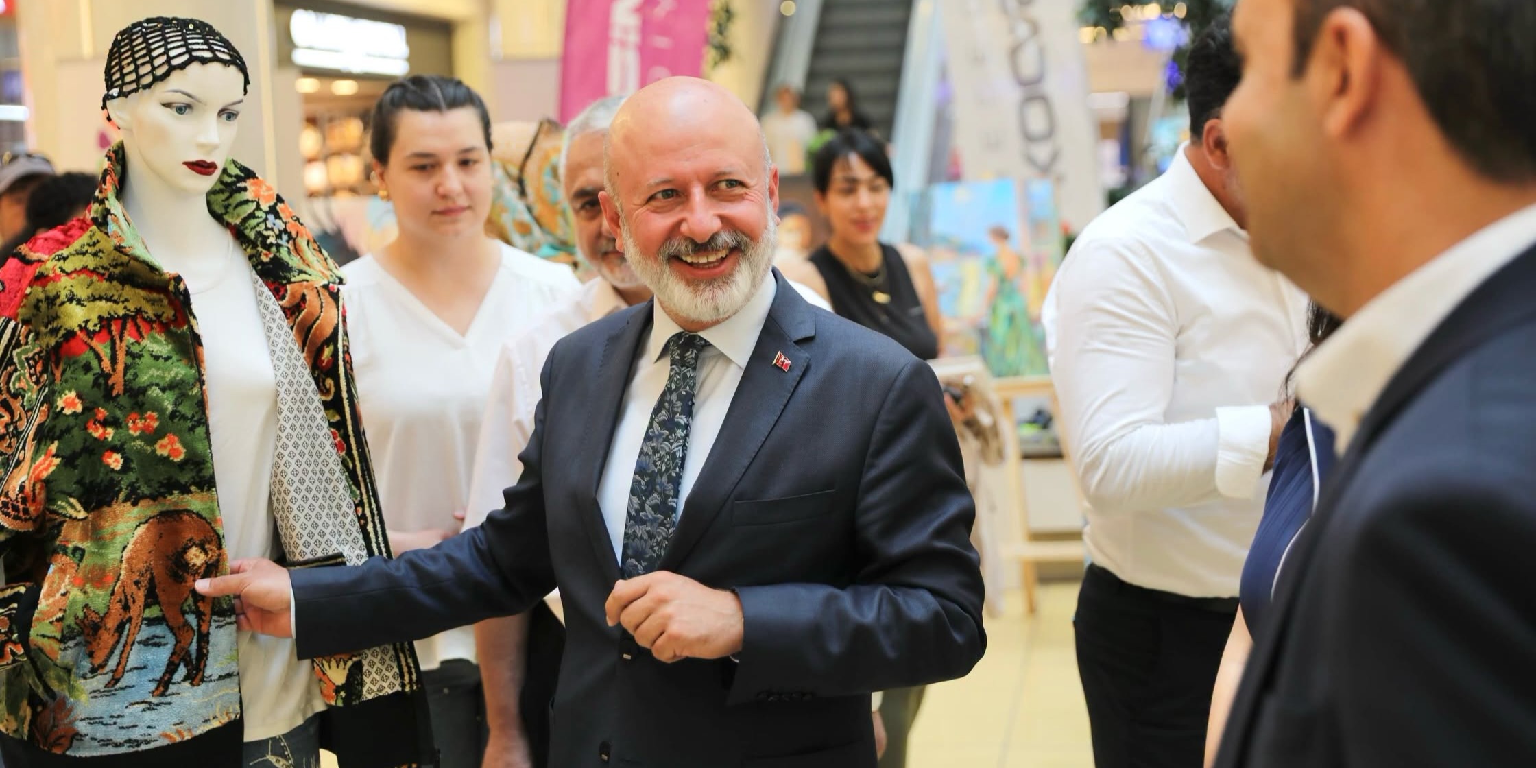 Kocasinan Akademi’den göz kamaştıran yıl sonu sergisi