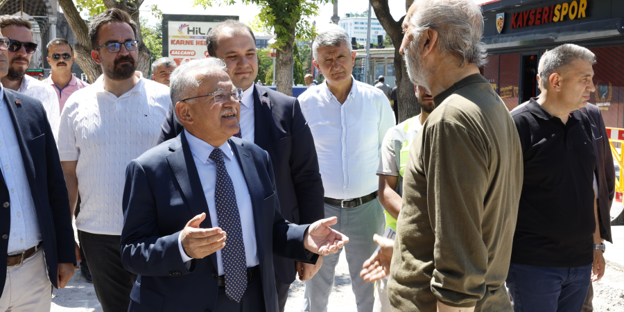 Başkan Büyükkılıç'tan Cumhuriyet Meydanı'ndaki büyük dönüşüme yakın takip