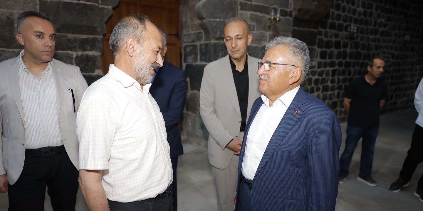 Başkan Büyükkılıç’tan, restorasyonu tamamlanan 5 asırlık Bedesten’de inceleme