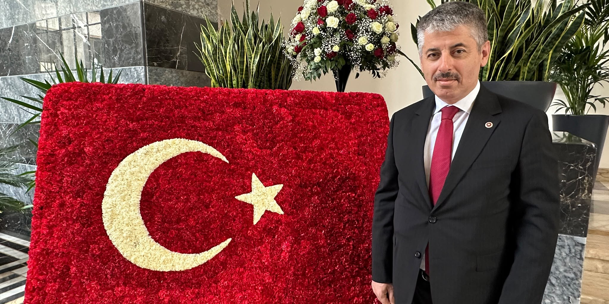 Çopuroğlu: “15 temmuz, milletin ihanete geçit vermediği gecedir”