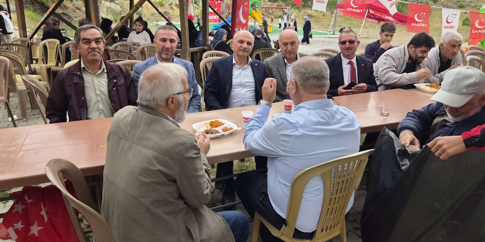 Saadet Partisi Kayseri Teşkilatı Geleneksel Piknik Programı düzenledi.
