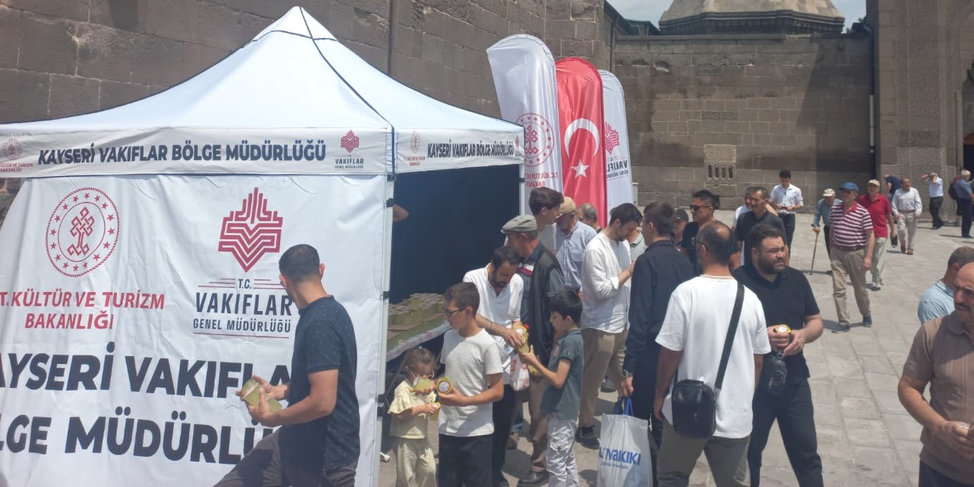 Ecdat Hayratı Soğuk Şerbetle Gönüller Serinledi
