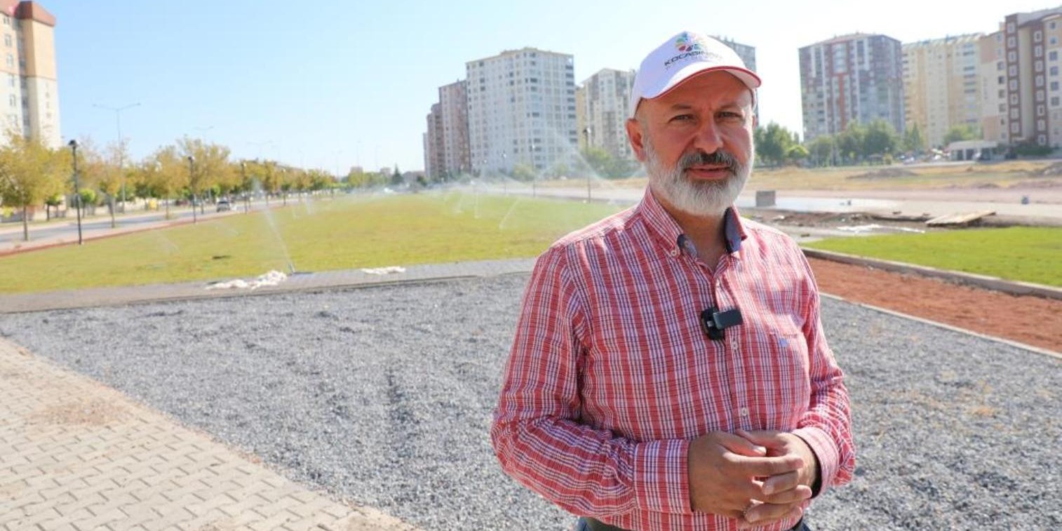 “Kocasinan’ı her alanda kendi kendine yeten bir şehir hâline getiriyoruz”