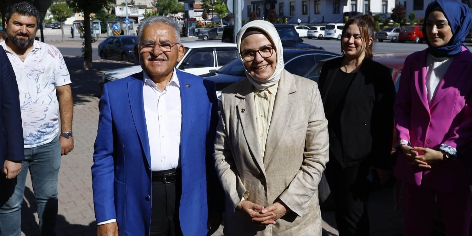 Başkan Büyükkılıç’tan Hacılar’da gönül buluşmaları