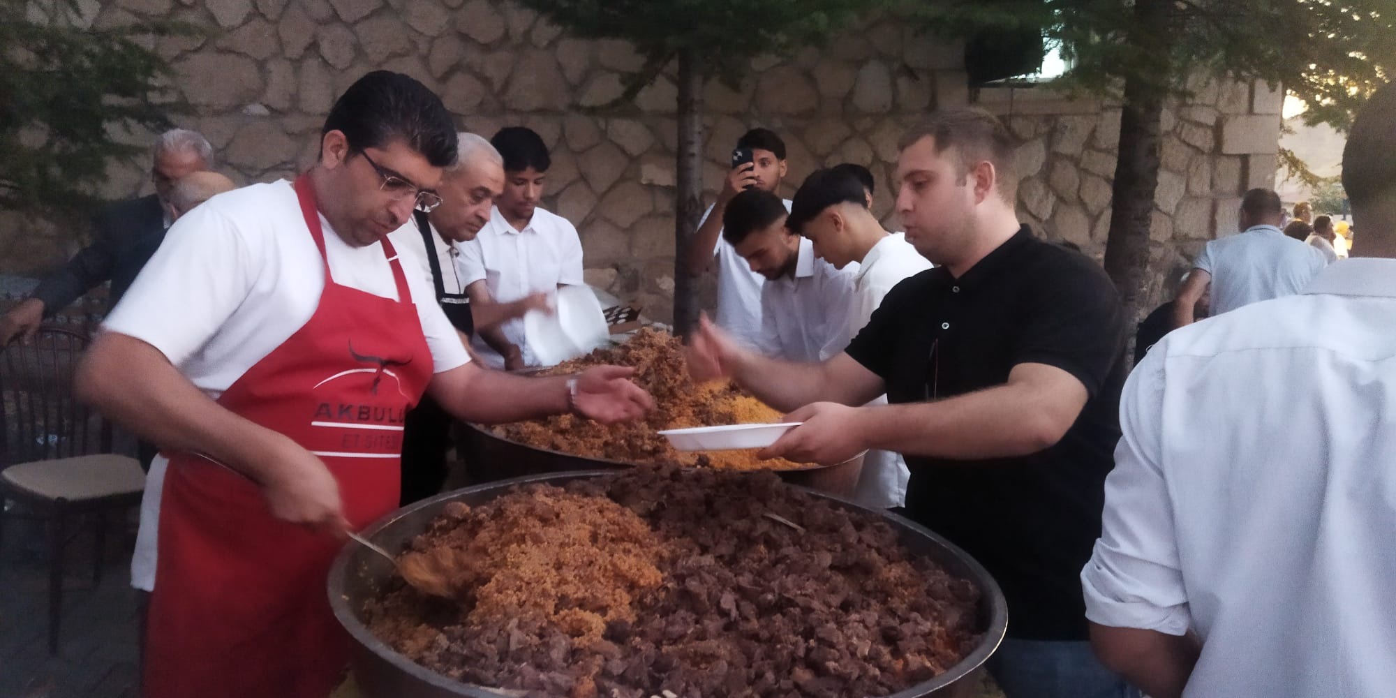 Emmiler Mahallesi'nde 8. Pilav Şenliği düzenlendi
