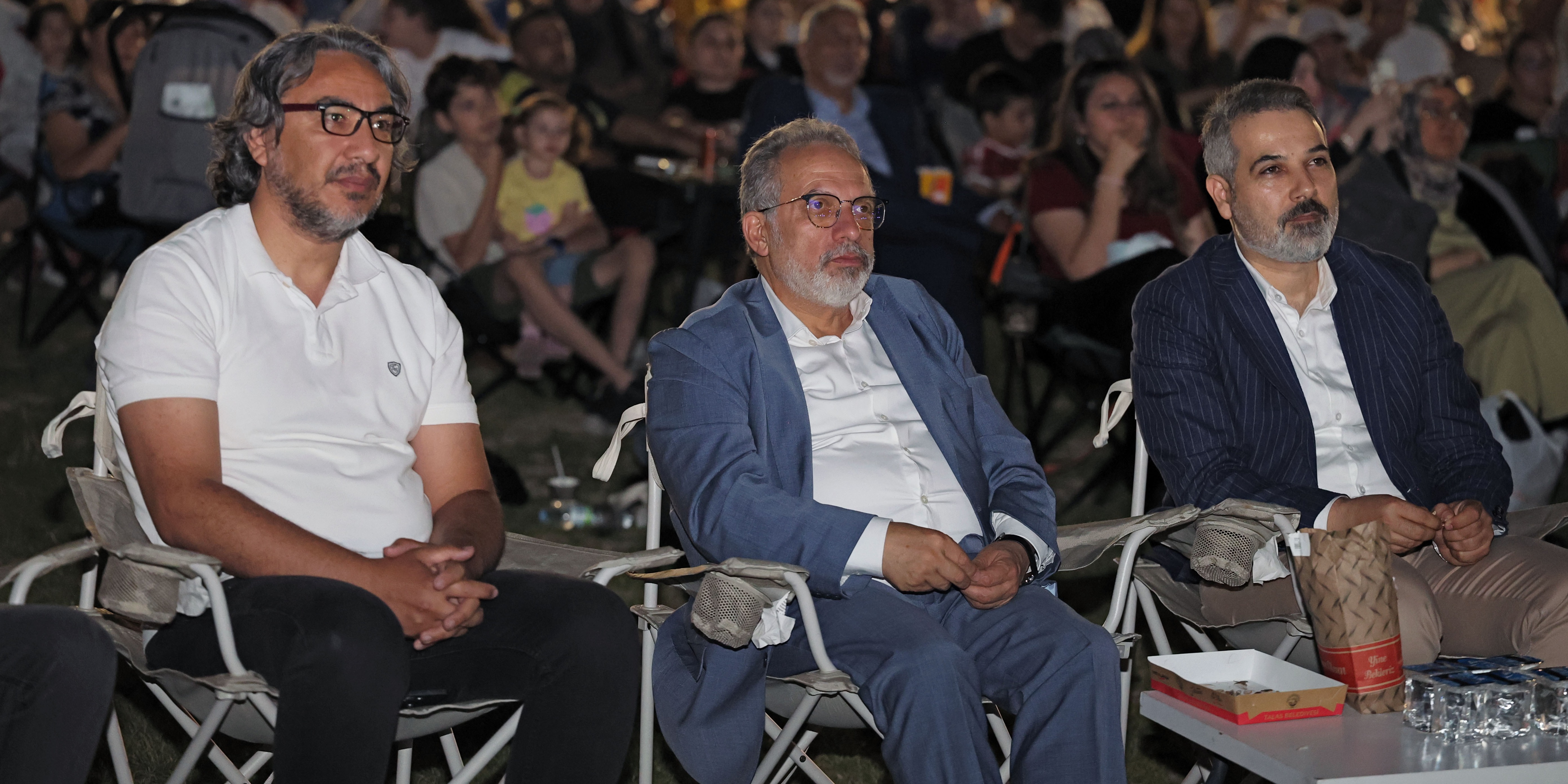 Talas'ta yıldızlar altında duygu dolu sinema gecesi