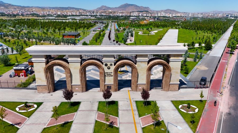 Recep Tayyip Erdoğan Millet Bahçesi’nde otopark kapasitesi 4 bin 280’e çıkarıldı