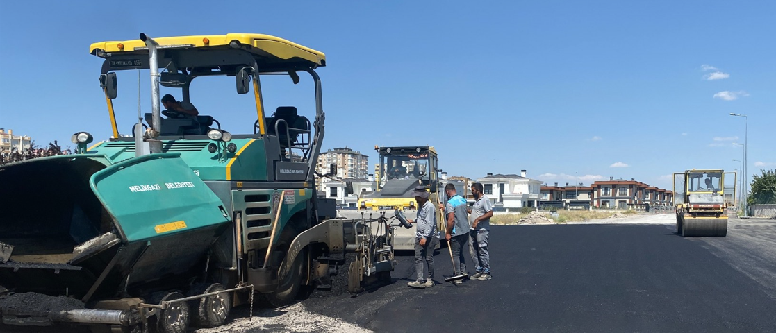 Melikgazi belediyesi yeni yol çalışmalarıyla daha güvenli ve konforlu ulaşım sağlıyor