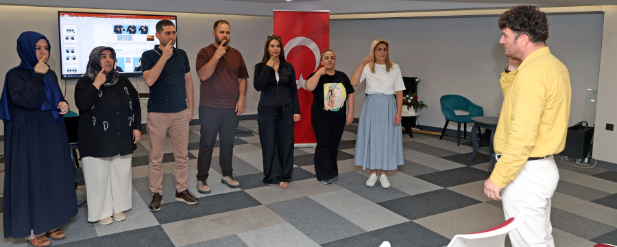 Talas belediyesi personeline işaret dili eğitimi