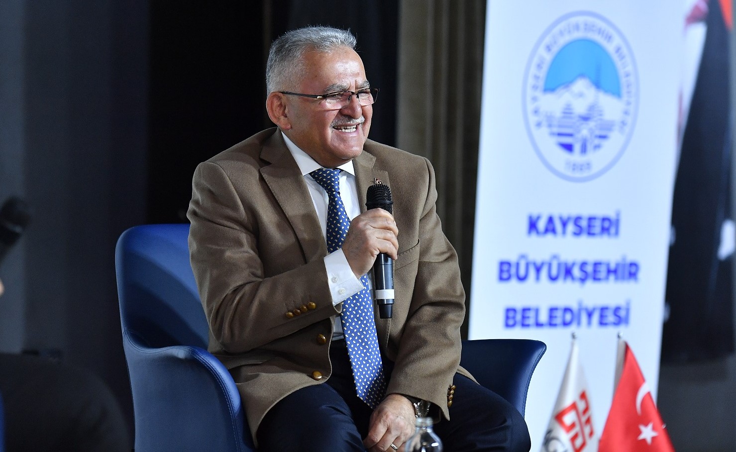 Başkan Büyükkılıç’tan Kayseri’yi tercih eden gençlere tebrik: “Sizleri kucaklamaya hazırız”