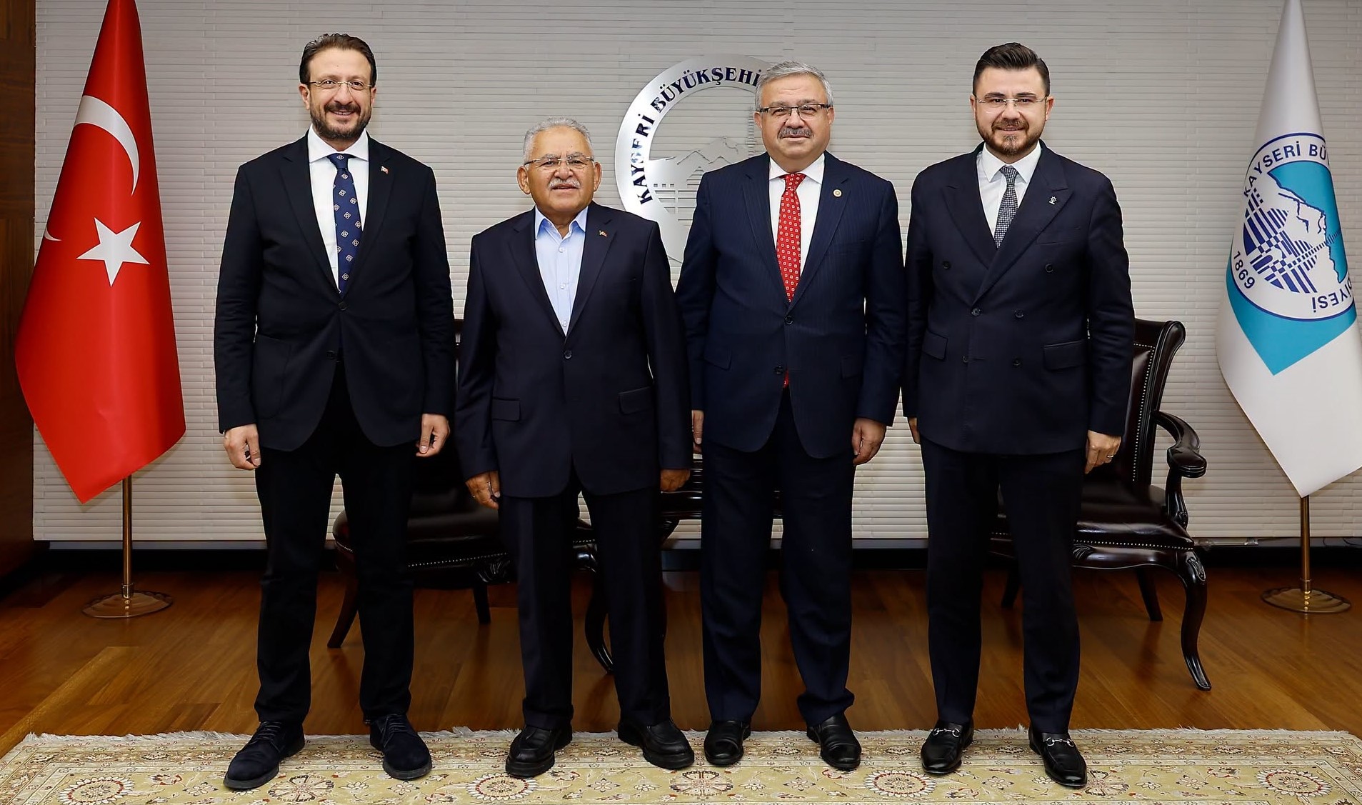 Başkan Büyükkılıç, AK Parti koordinatörlerini ağırladı