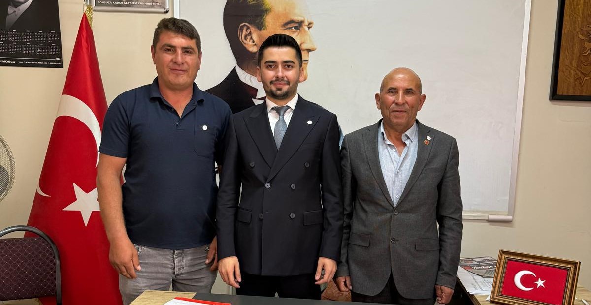 Akkışla’da iki belediye meclis üyesi YENİ Parti’ye katıldı