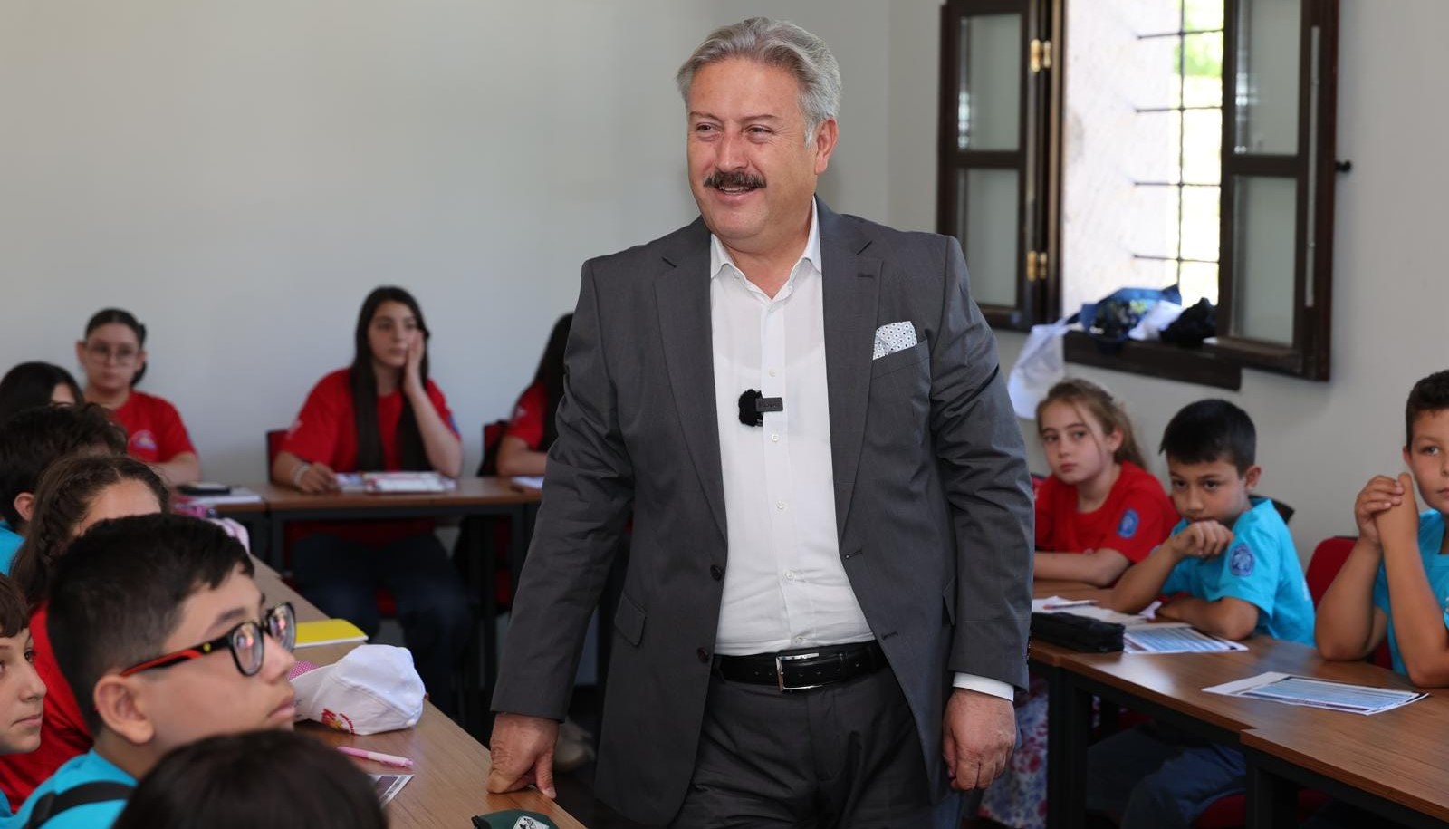 Çocuklar Melikgazi’nin İngilizce kampında hem öğrendi hem eğlendi