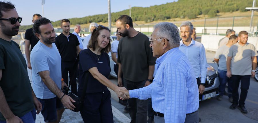 Başkan Büyükkılıç, yüksek irtifa’da ulusal basından gazeteci ve yazarlarla bir araya geldi
