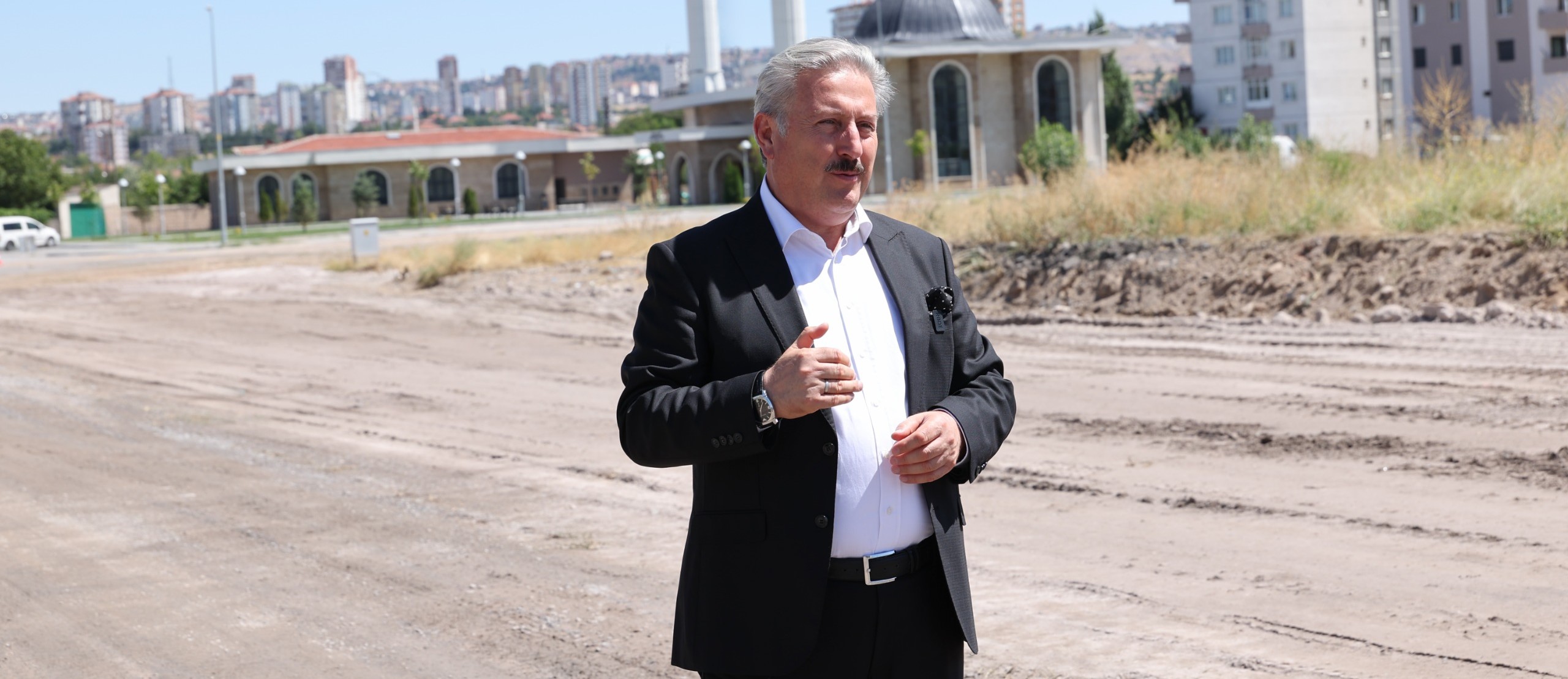 Yıldırım Beyazıt Mahallesi yeni yollarla daha da güzelleşiyor