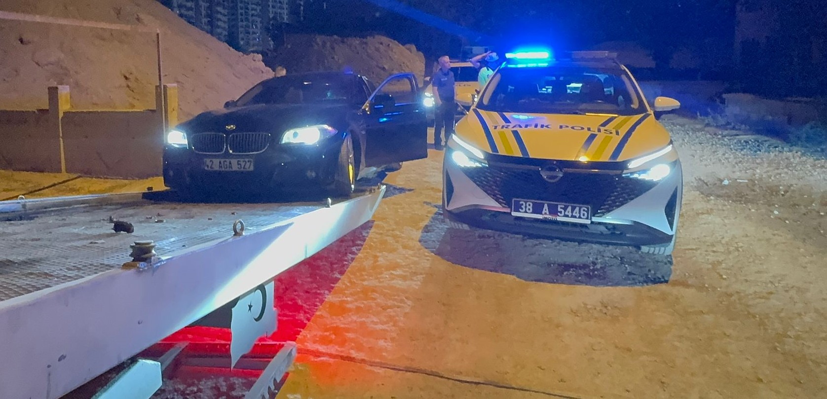 Kayseri’de polisin ‘Dur’ ihtarına uymayan sürücüye 200 bin tl ceza