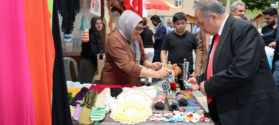 Talas'ın maharetli elleri sonbahara merhaba diyor