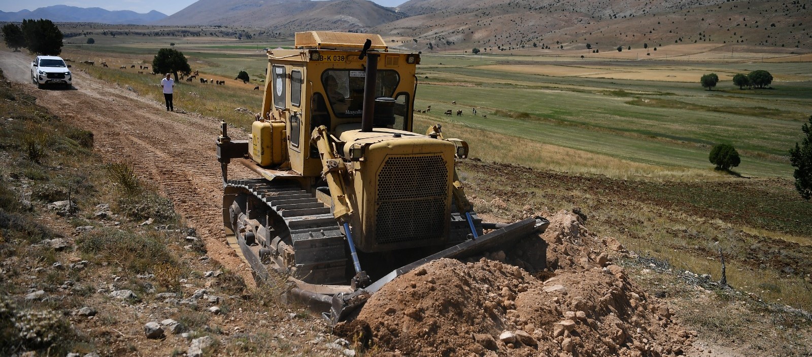 Büyükşehir’den Sarız ve Pınarbaşı kırsalında ulaşım hamlesi