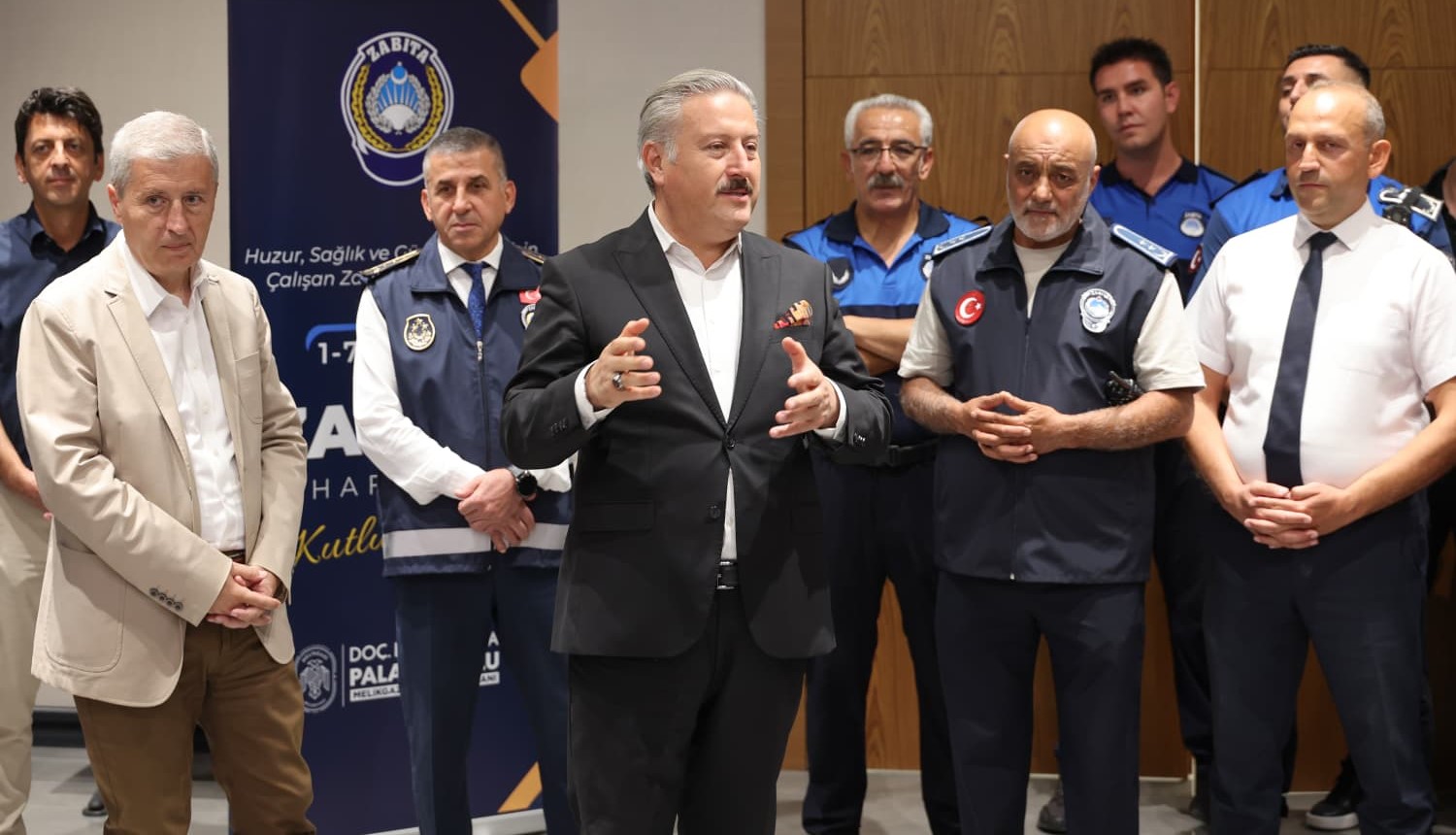 Başkan Palancıoğlu Zabıta Haftası’na özel programa sürprizle katıldı