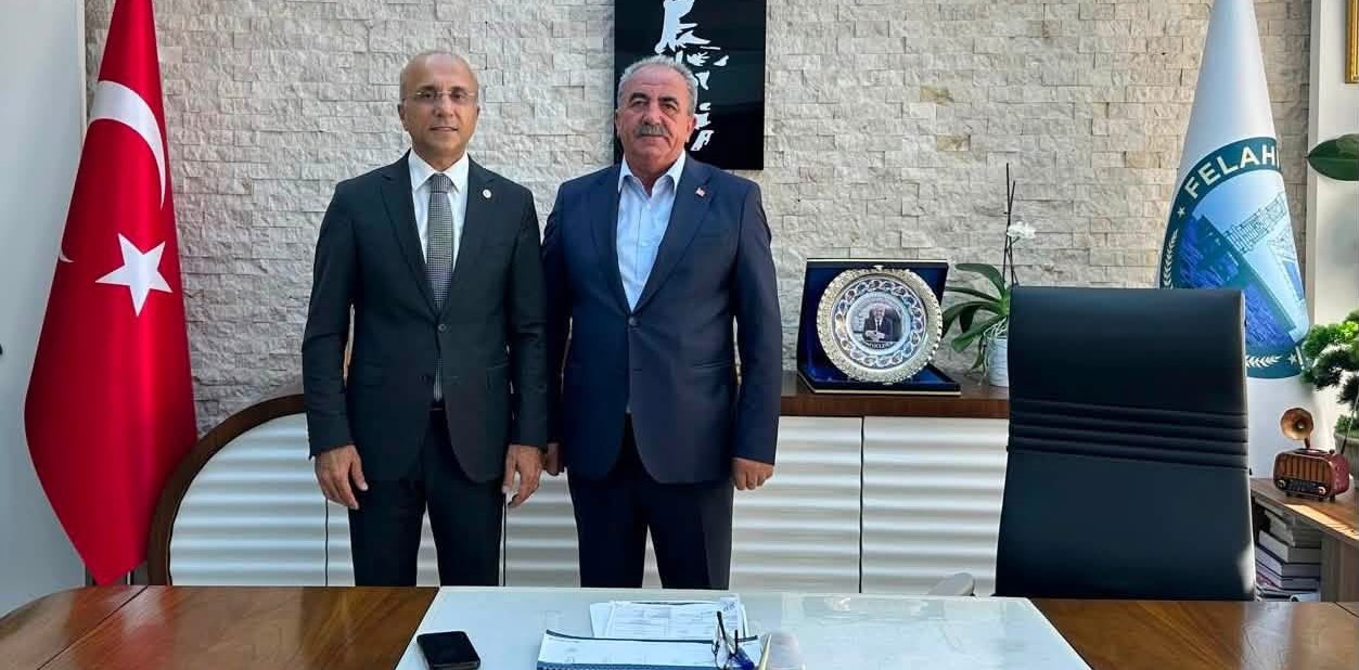 Yeni Parti’li Aşkın Genç’ten AK Parti’ye katılan Akkışla ve Felahiye Belediye başkanlarına tepki