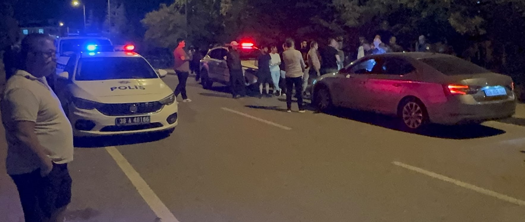 Kayseri’de bıçaklı kavga: 3 yaralı