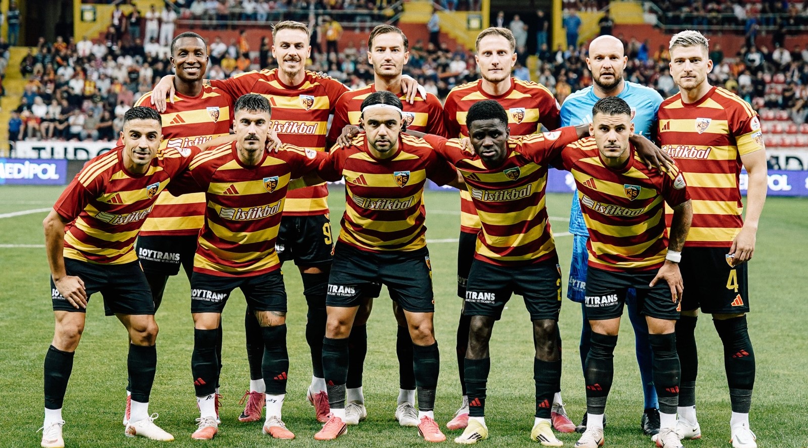 Trendyol 1. Lig ekibi Kayserispor, ligin 7'nci haftasında sahasında karşılaştığı İstanbulspor’u 4-0 yendi.