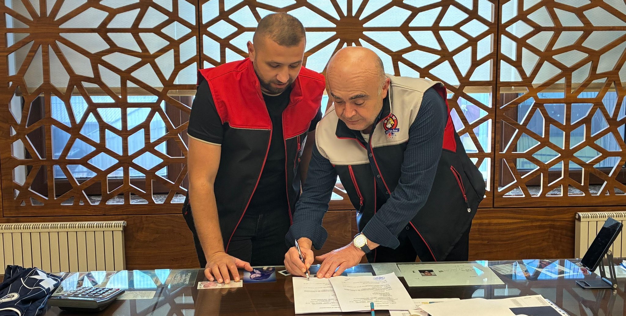 Şahin sucukları Erciyes 38 FK’ya sponsor oldu