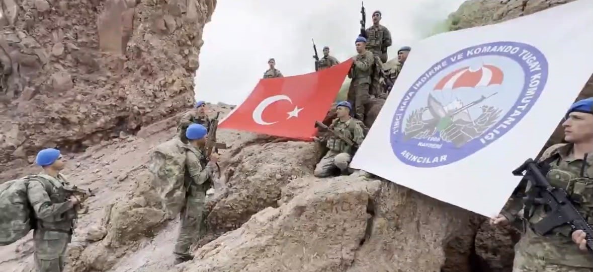 Kayseri komandolarından Erciyes’te zorlu eğitim