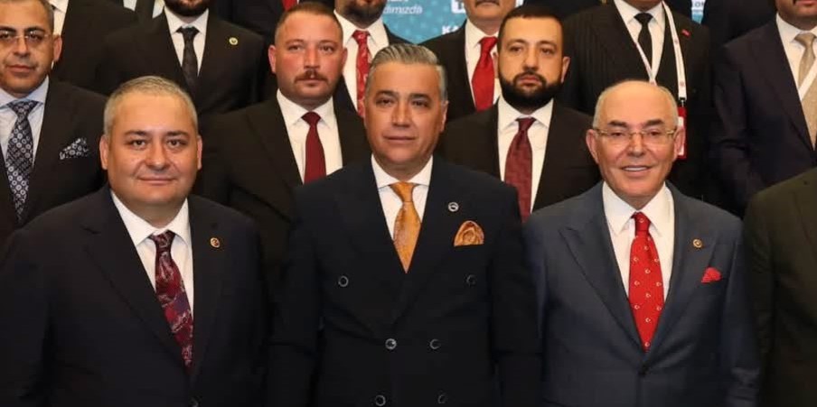 Hem yönetime girdi, hemde üst kurul delegesi oldu