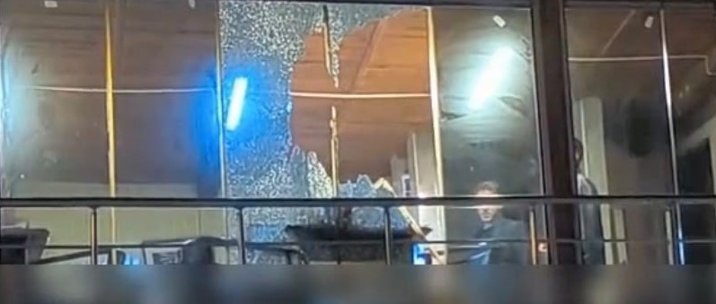 Pınarbaşı’da restorana pompalı tüfekle ateş açıldı