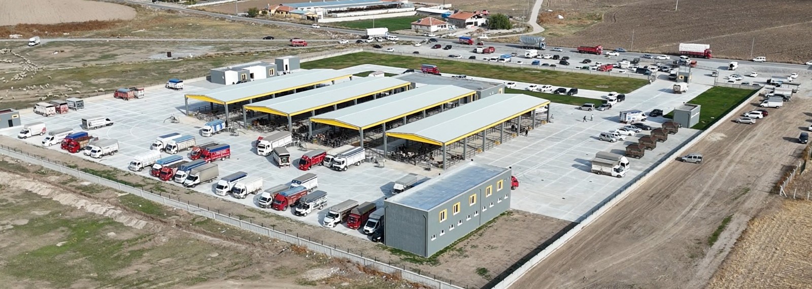 Kayseri’de Canlı Hayvan Pazarı şap hastalığı nedeniyle geçici olarak kapatıldı