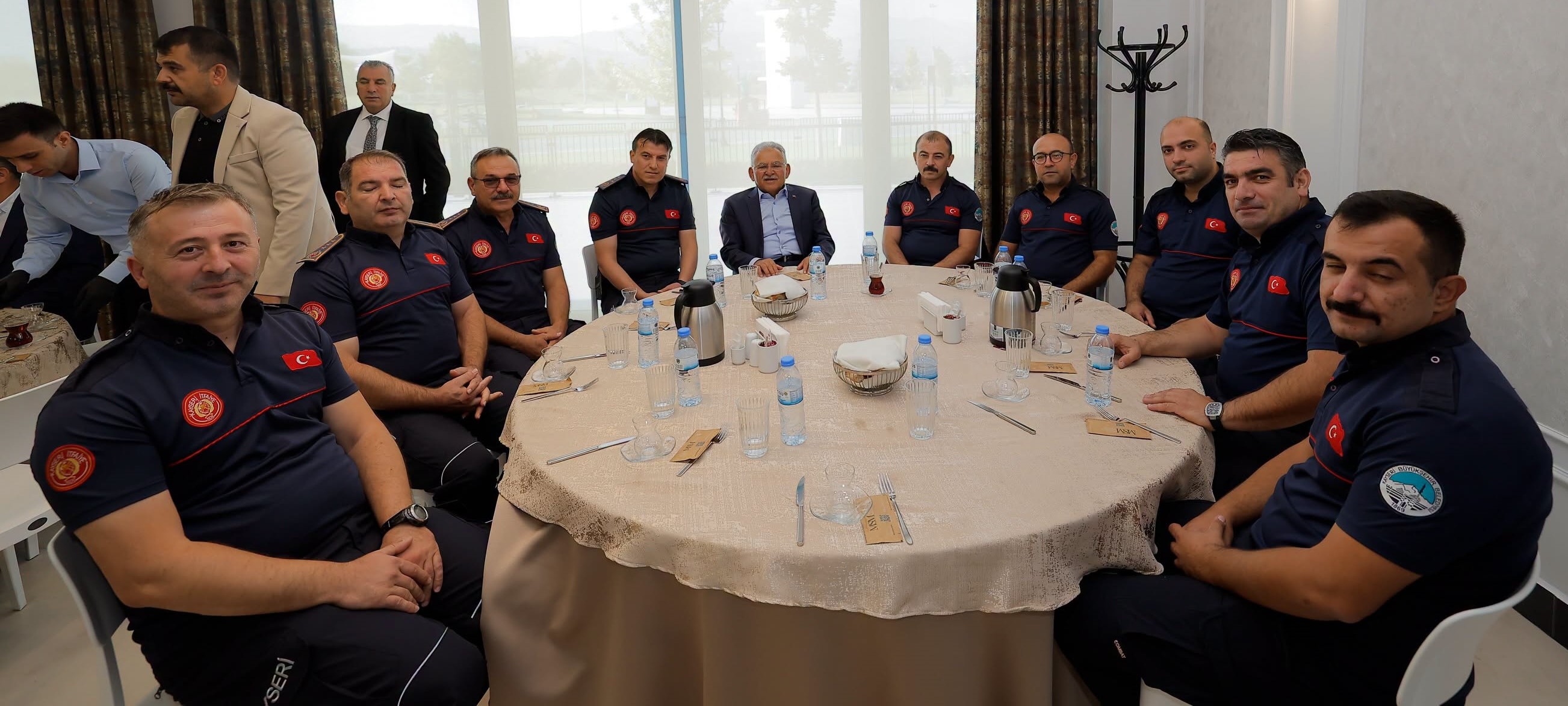 Başkan Büyükkılıç, İtfaiye teşkilatının itfaiyecilik haftası’nı kutladı: “Belediyemizin yüz akı”