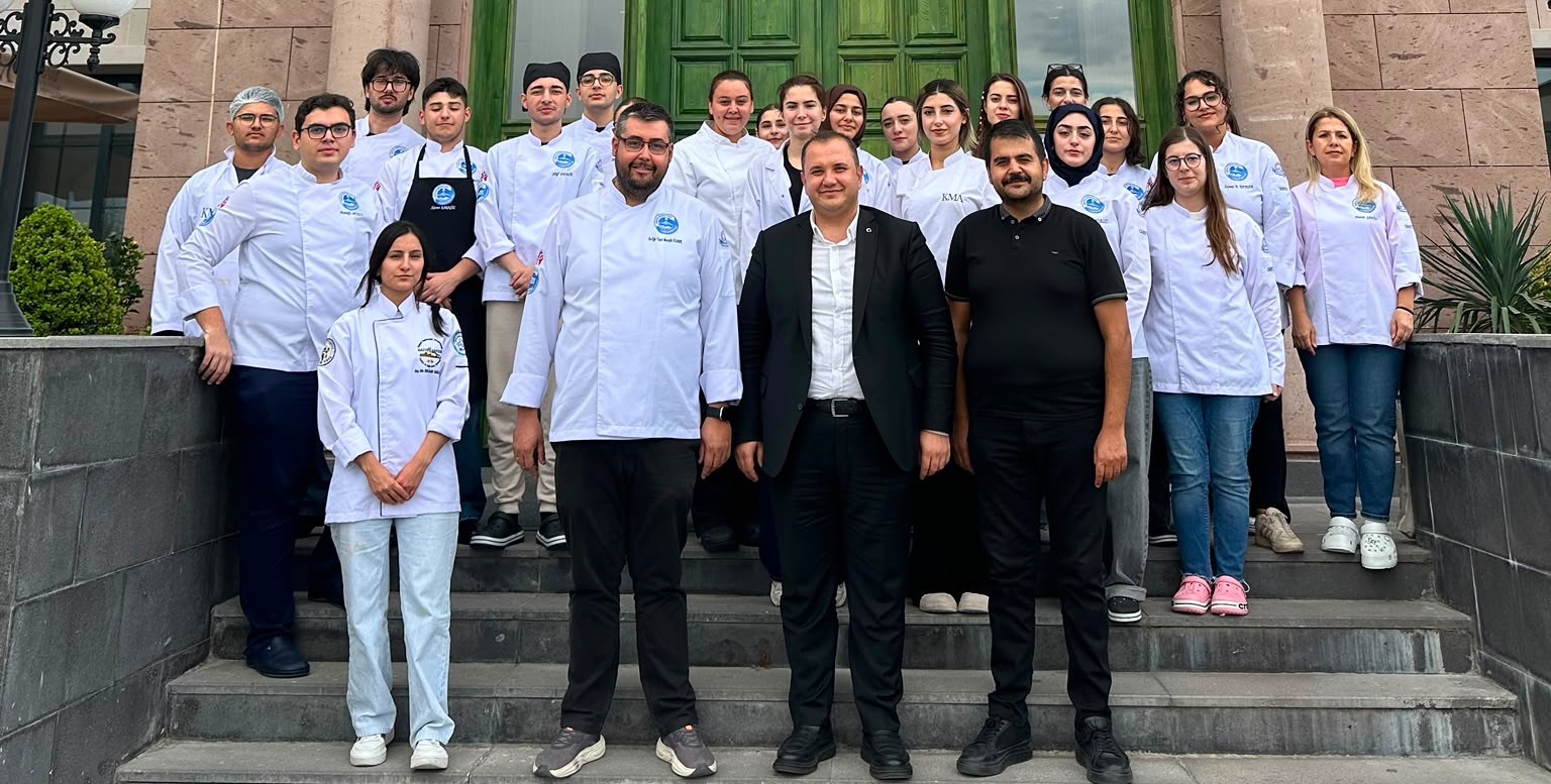 Kayseri mutfak akademisi’nde üniversite öğrencilerine uygulamalı gastronomi eğitimi