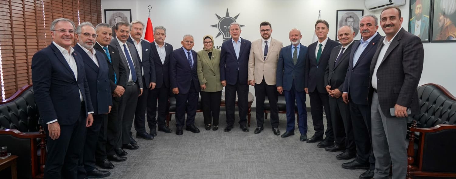AK Parti Kayseri teşkilatında istişare toplantısı