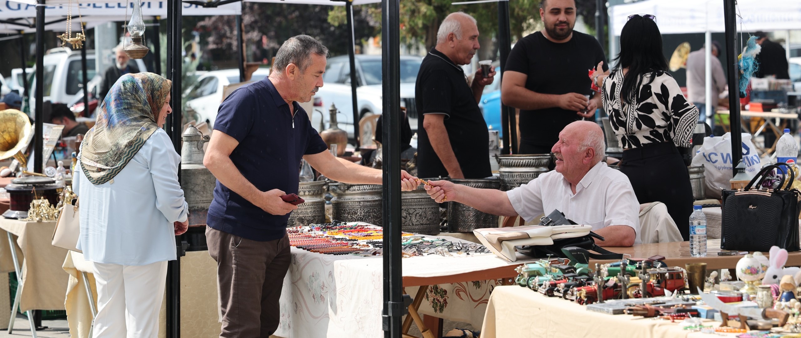 Melikgazi belediyesi antika pazarı nostalji rüzgarları estirdi