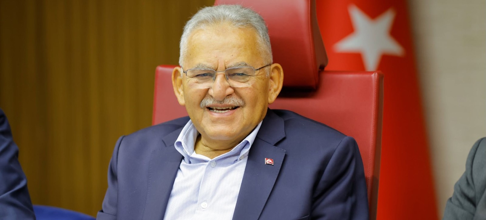 Başkan Büyükkılıç, Kocasinan muhtarlarıyla istişarede buluştu
