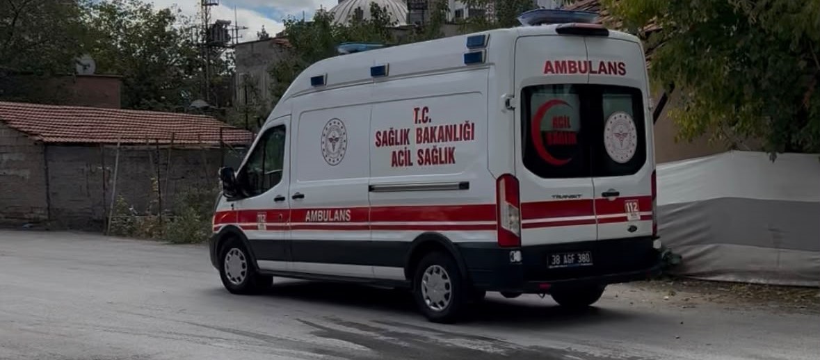 Ocakta çıkan yangında 1 kişi dumandan etkilendi