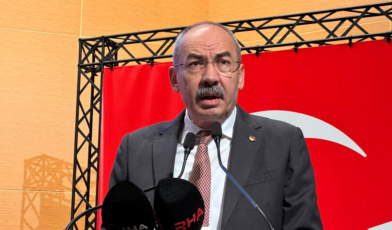 KTO başkanı Gülsoy: Bizim işimiz siyaset değil, ticaret