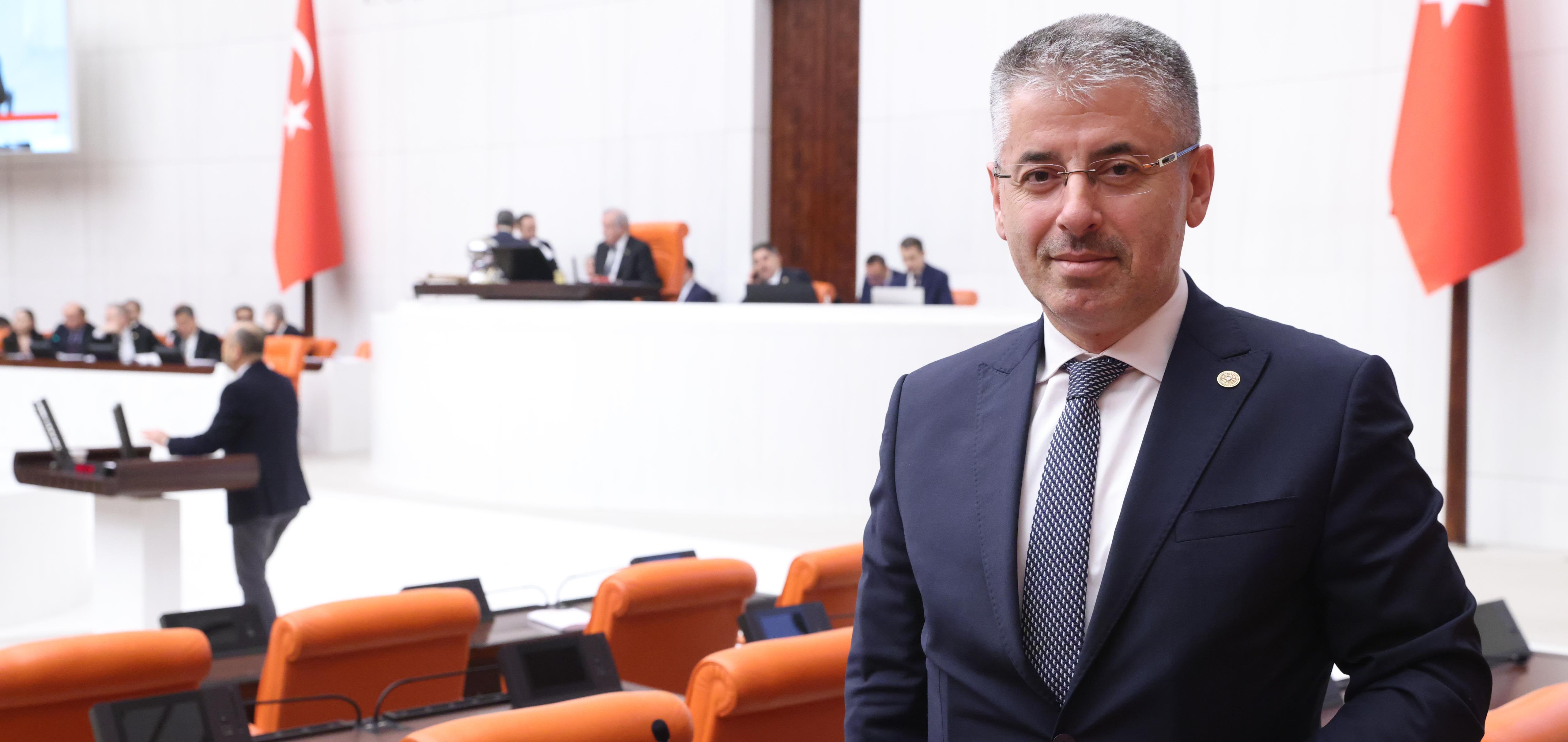 Çopuroğlu: “Yeni yasama döneminde de Kayseri için çalışmaya devam edeceğiz”