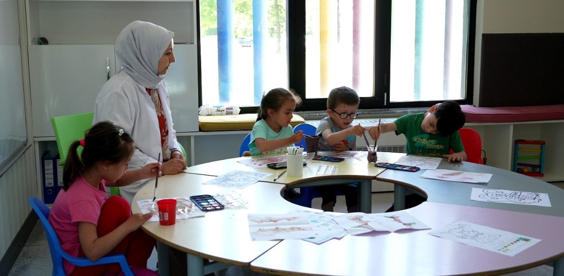 Kayseri Büyükşehir’in Engelsiz hizmet modeli ailelere nefes, çocuklara güvenli gelecek sunuyor