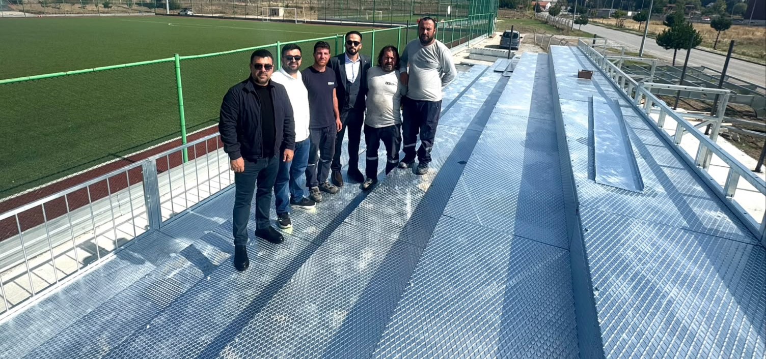 Bünyan Stadyumu’nda tribün çalışmaları hızla ilerliyor