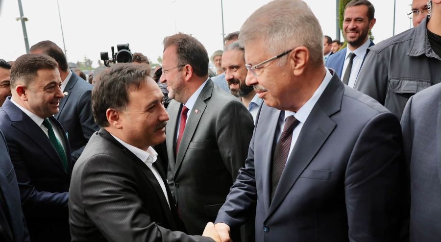Hüseyin Akay, 5. ANAMOB Anadolu Mobilya Fuarı’nın açılışına katıldı
