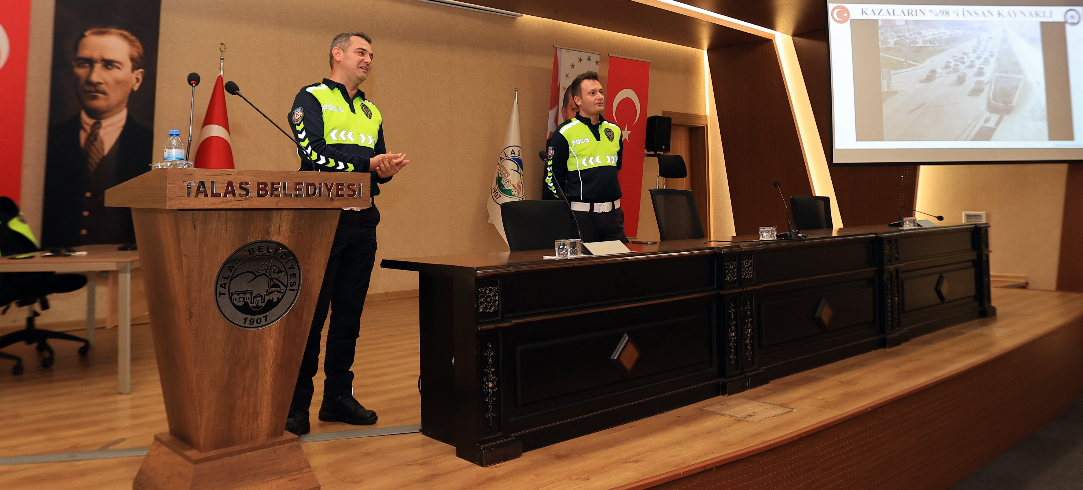 TALAS'TA EMNİYET KEMERİ HAYAT KURTARDI!